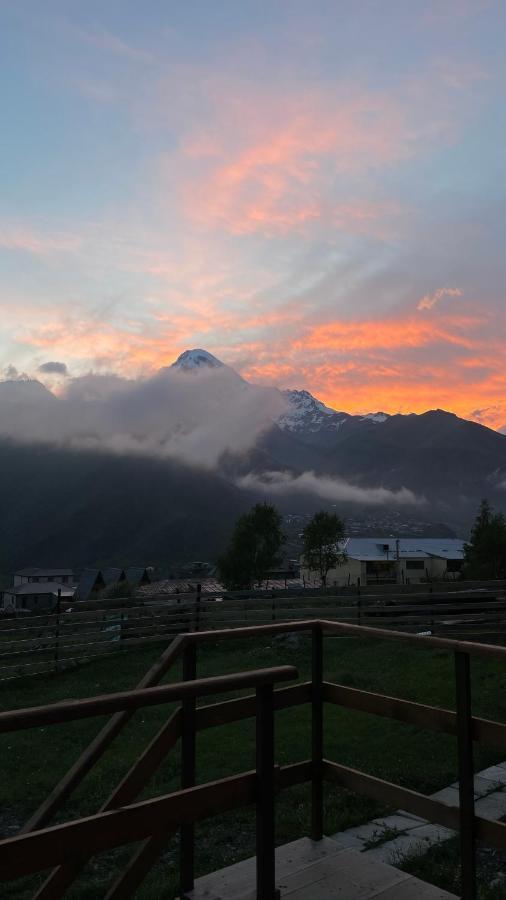 Aura Cottages Kazbegi Exterior foto