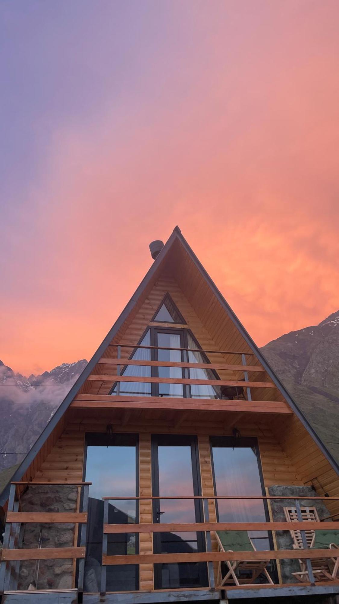 Aura Cottages Kazbegi Exterior foto