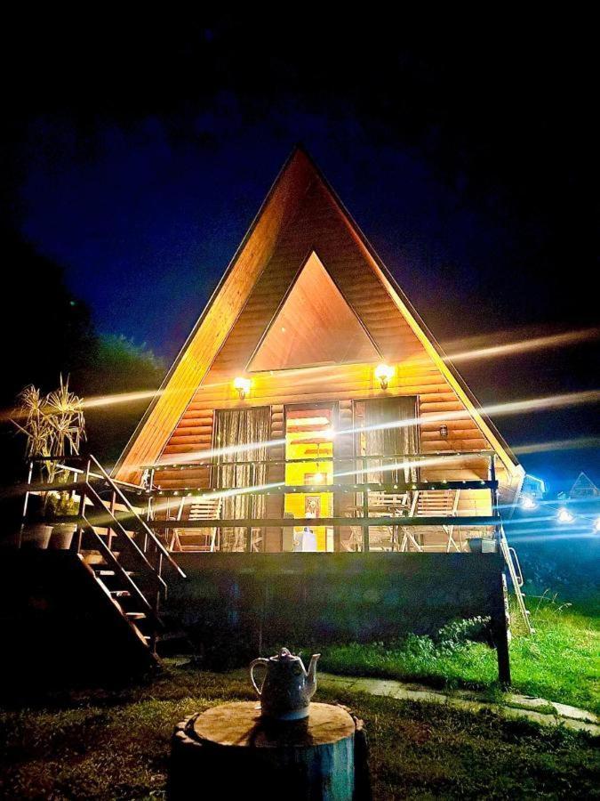Aura Cottages Kazbegi Exterior foto